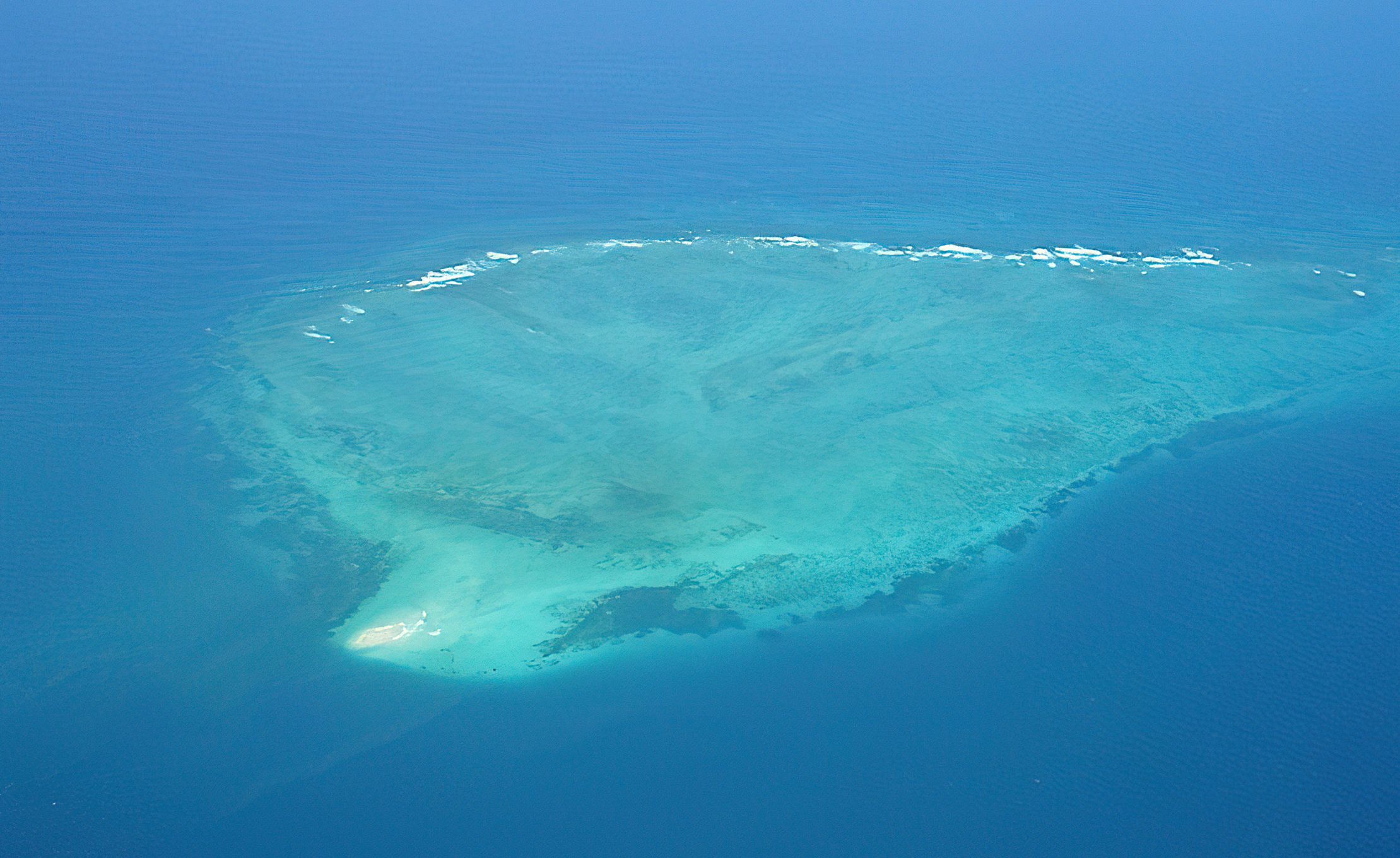 Fungu Yasin Sand Bar