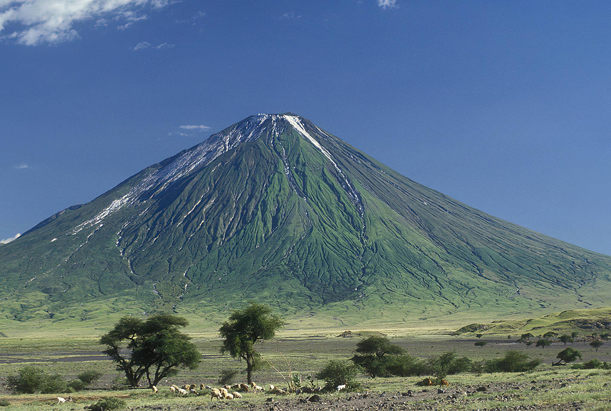 Mount Ol’doinyo Lengai landscape